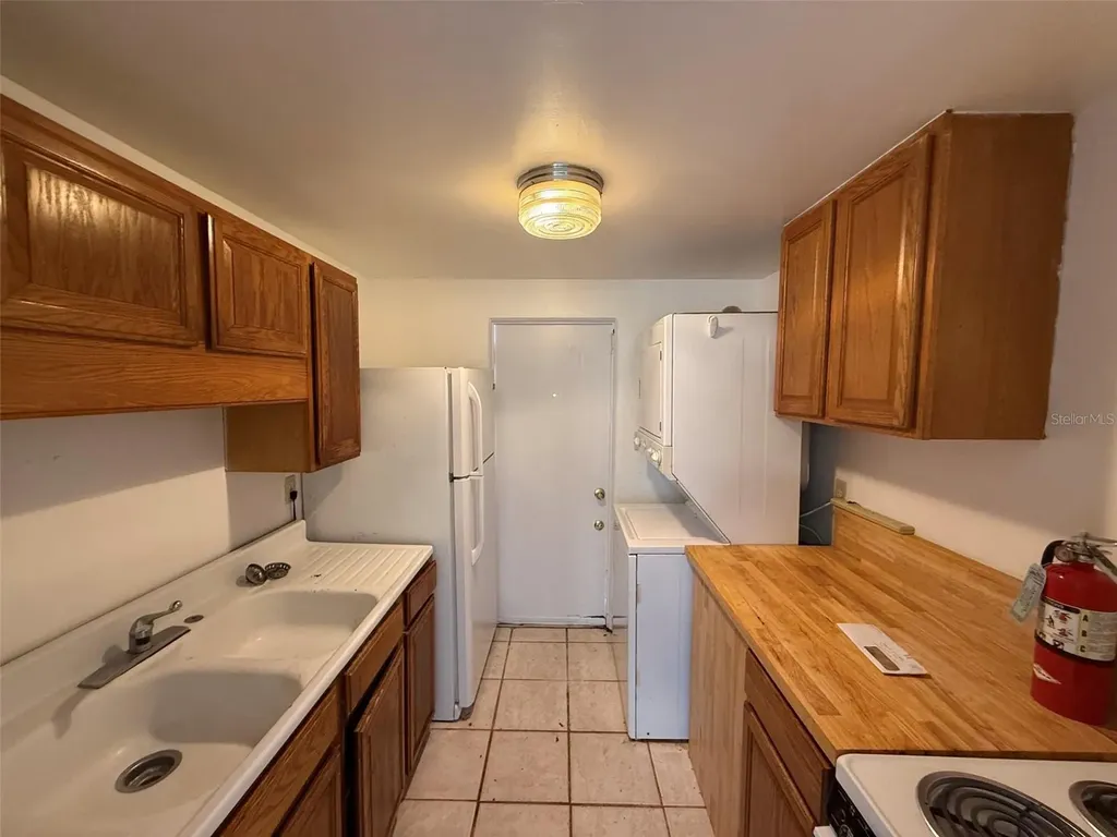912 SW 6th Avenue Gainesville FL 32601