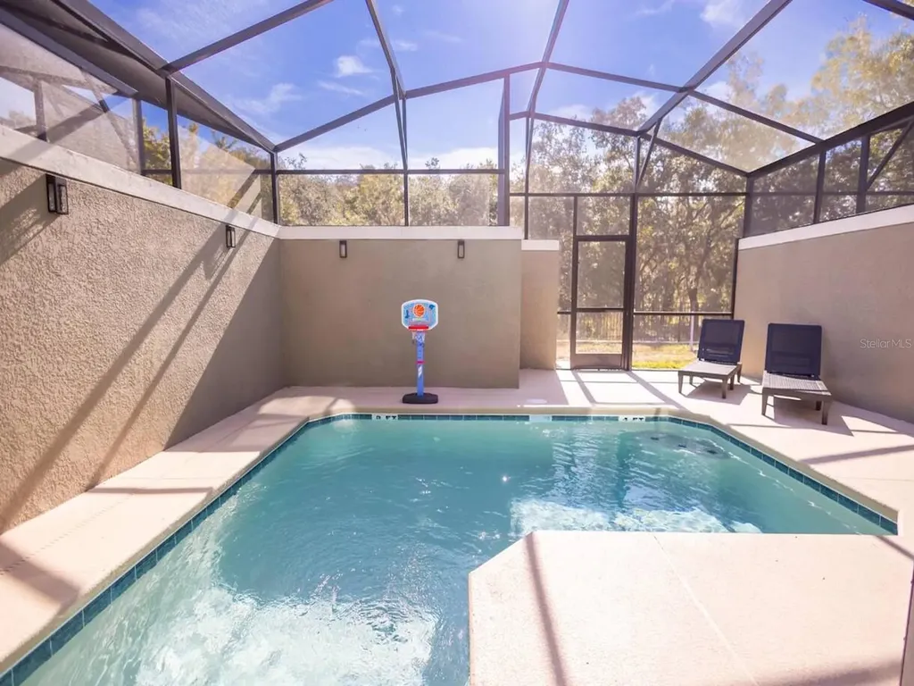 2541 Reading Trail Kissimmee FL 34746