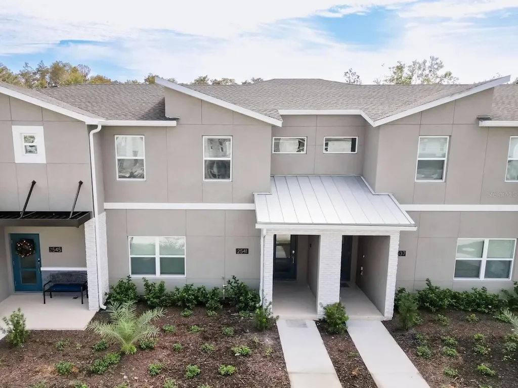 2541 Reading Trail Kissimmee FL 34746