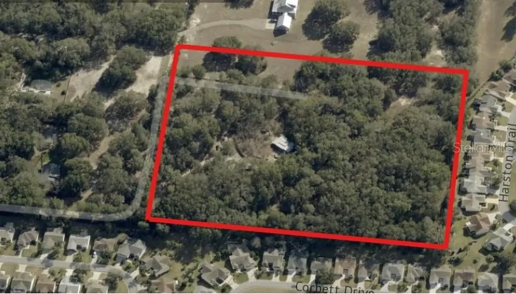 8801 NE 90th Trail Fruitland Park FL 34731