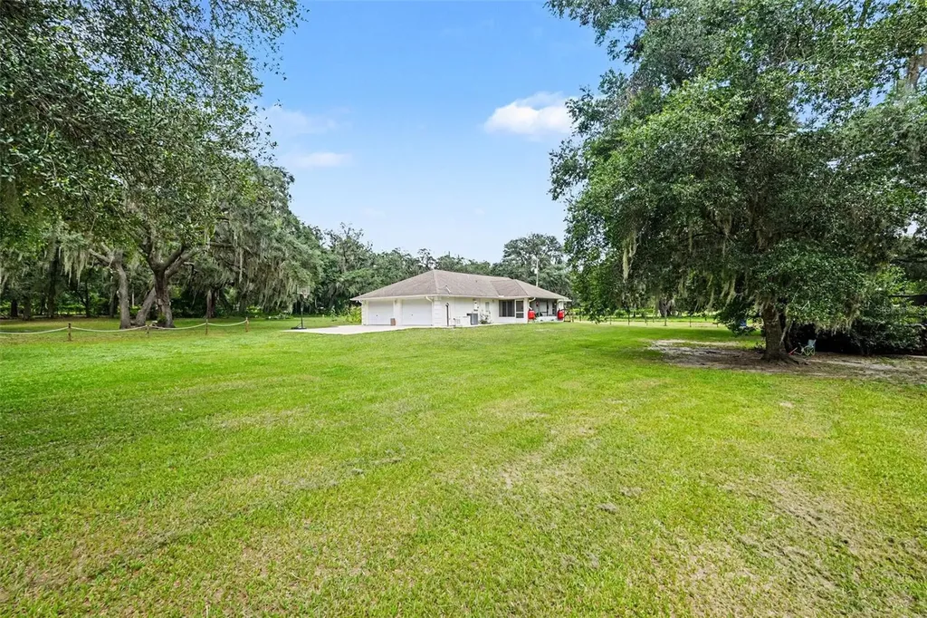 7697 W C 476 Bushnell FL 33513
