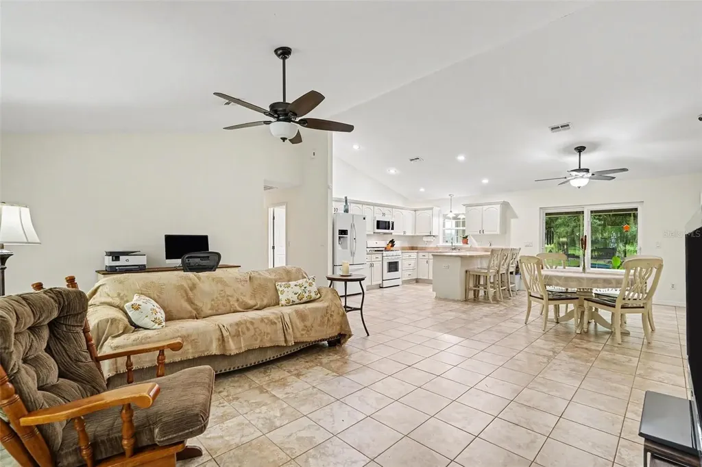 7697 W C 476 Bushnell FL 33513