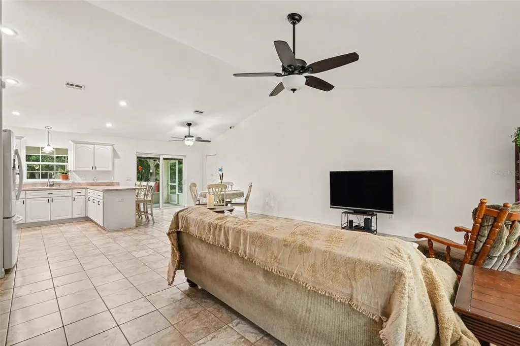 7697 W C 476 Bushnell FL 33513