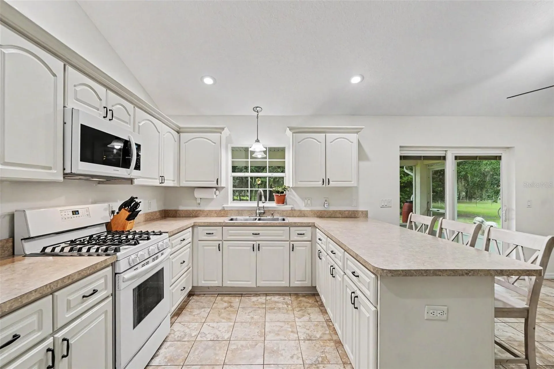 7697 W C 476 Bushnell FL 33513