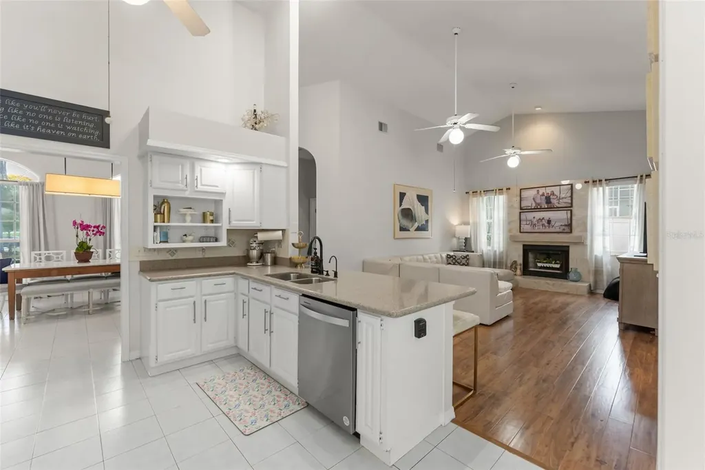 551 Wheatstone Place Orlando FL 32835