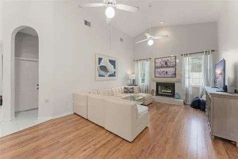 551 Wheatstone Place Orlando FL 32835