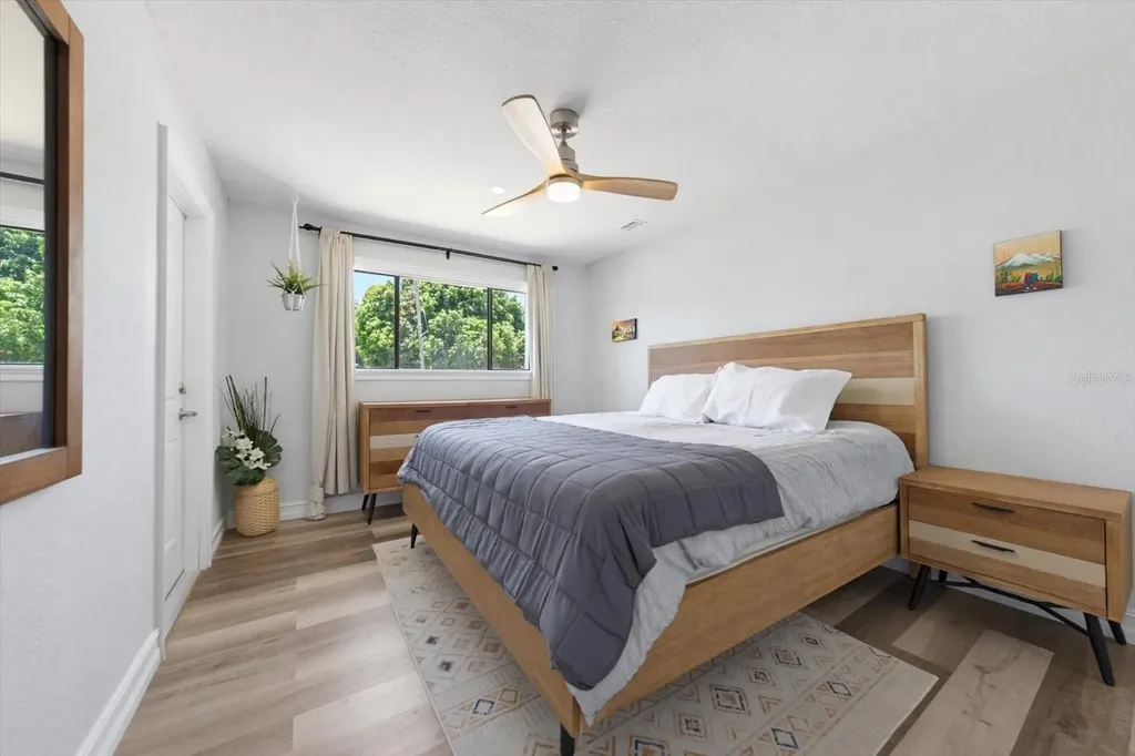 1105 Sunnydale Drive Clearwater FL 33755