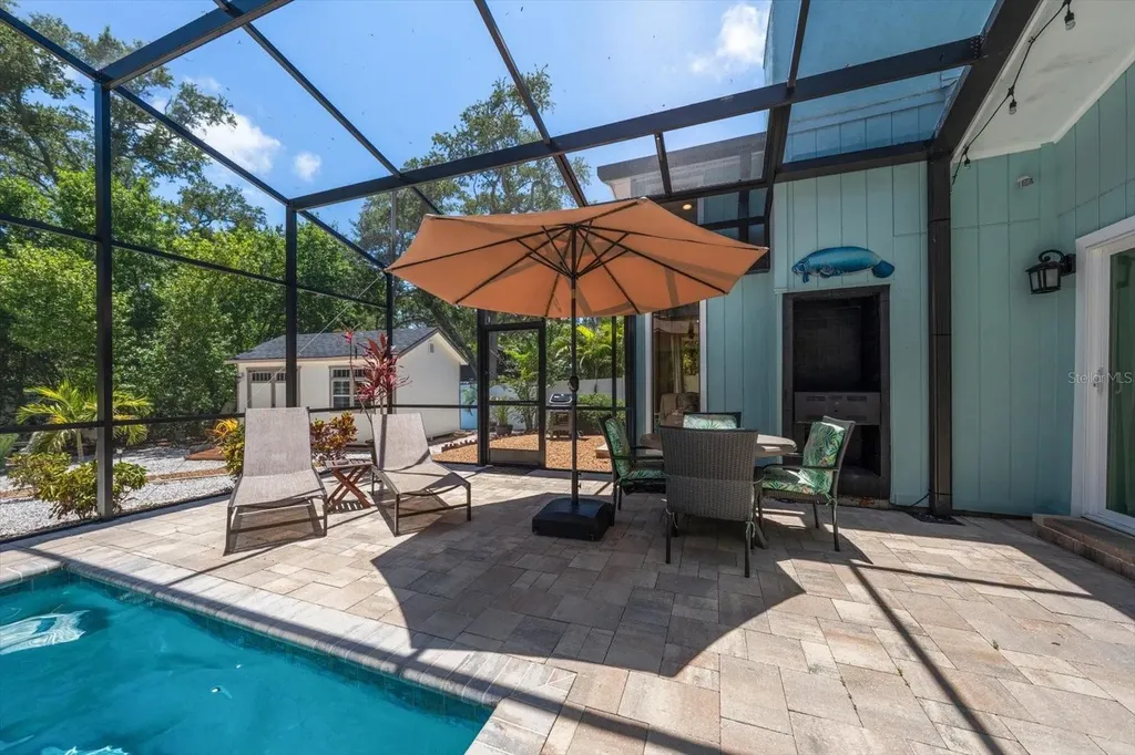 1105 Sunnydale Drive Clearwater FL 33755