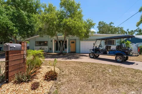 1105 Sunnydale Drive Clearwater FL 33755