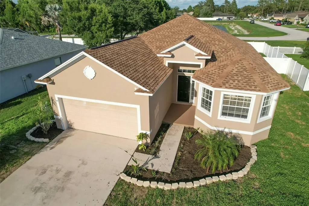 5014 Yellowtop Loop Lakeland FL 33811