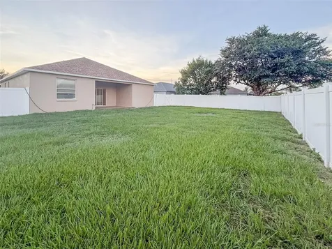 5014 Yellowtop Loop Lakeland FL 33811