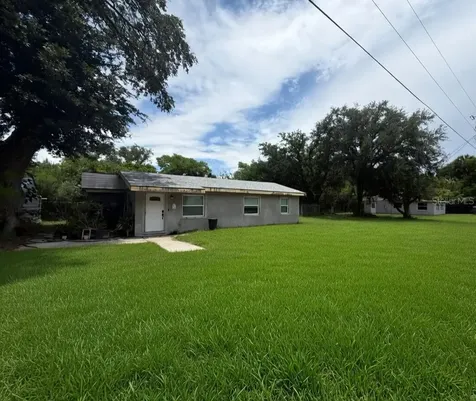 3316 W 5th Street Sanford FL 32771