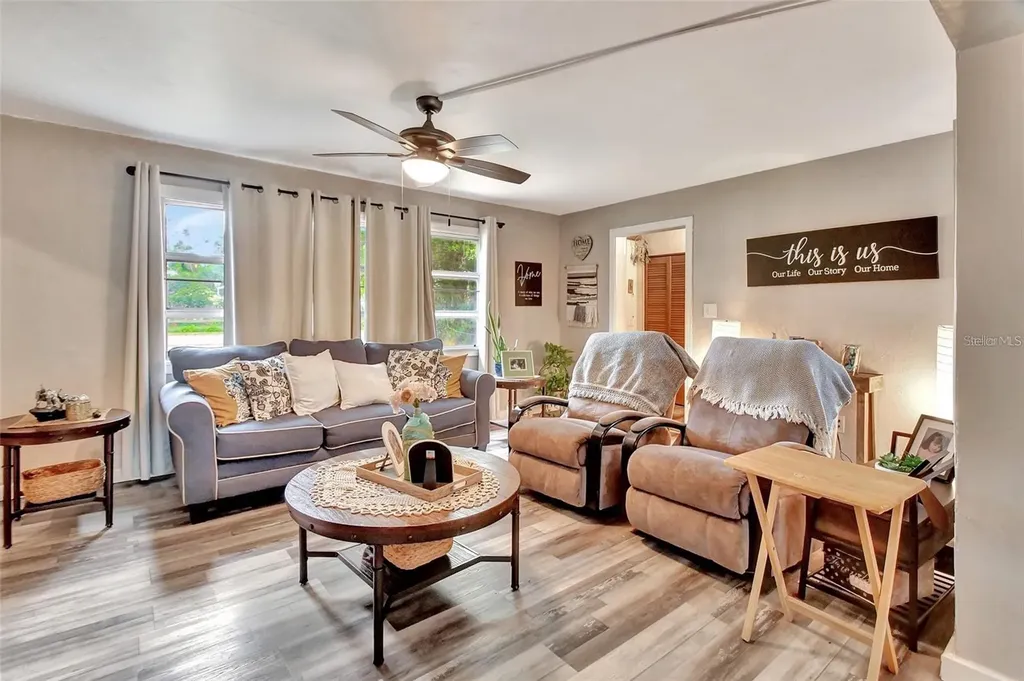 412 W New York Avenue Lake Helen FL 32744