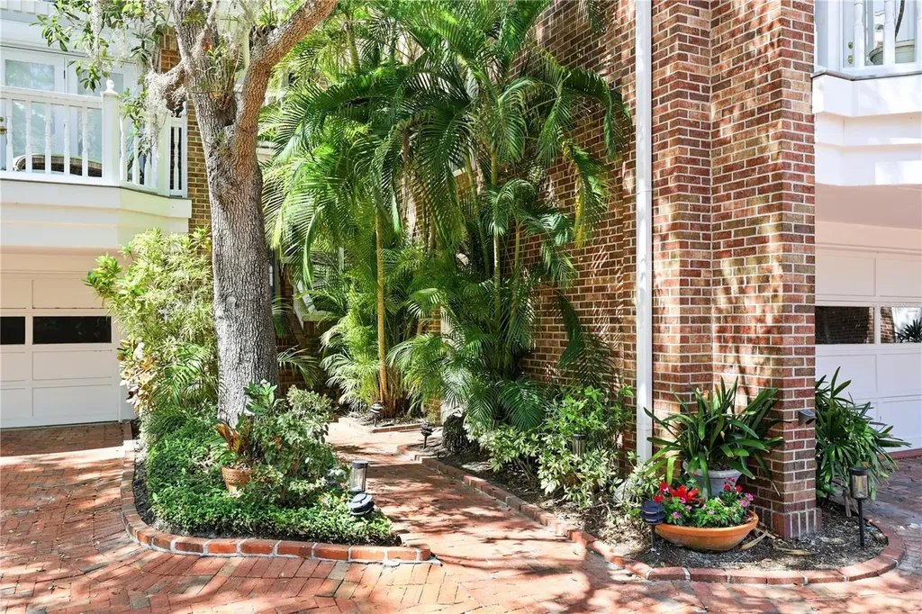 5210 Interbay Boulevard Tampa FL 33611
