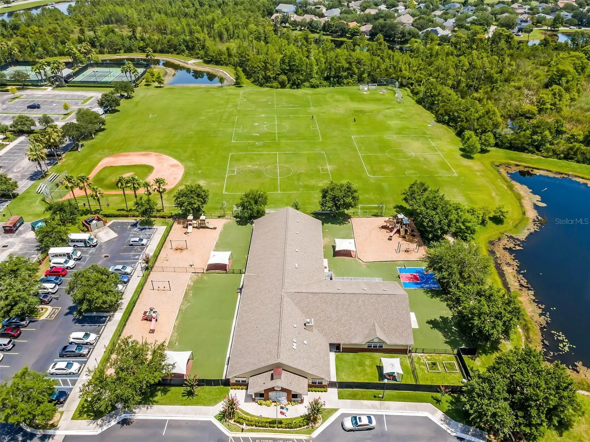 14445 Chinese Elm Drive Orlando FL 32828