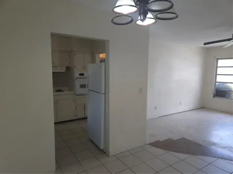 2913 Englewood Drive Largo FL 33771