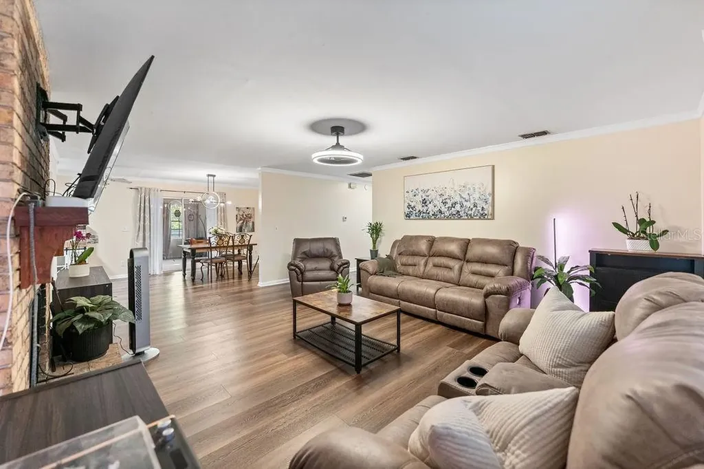 38213 Palm Grove Drive Zephyrhills FL 33542