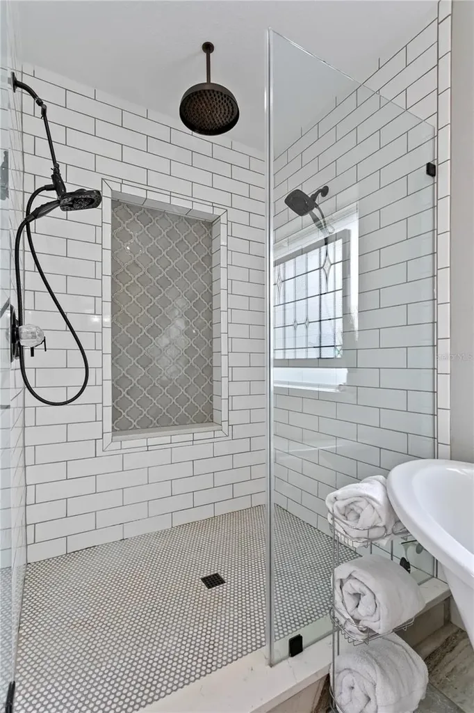 806 W Frances Avenue Tampa FL 33602