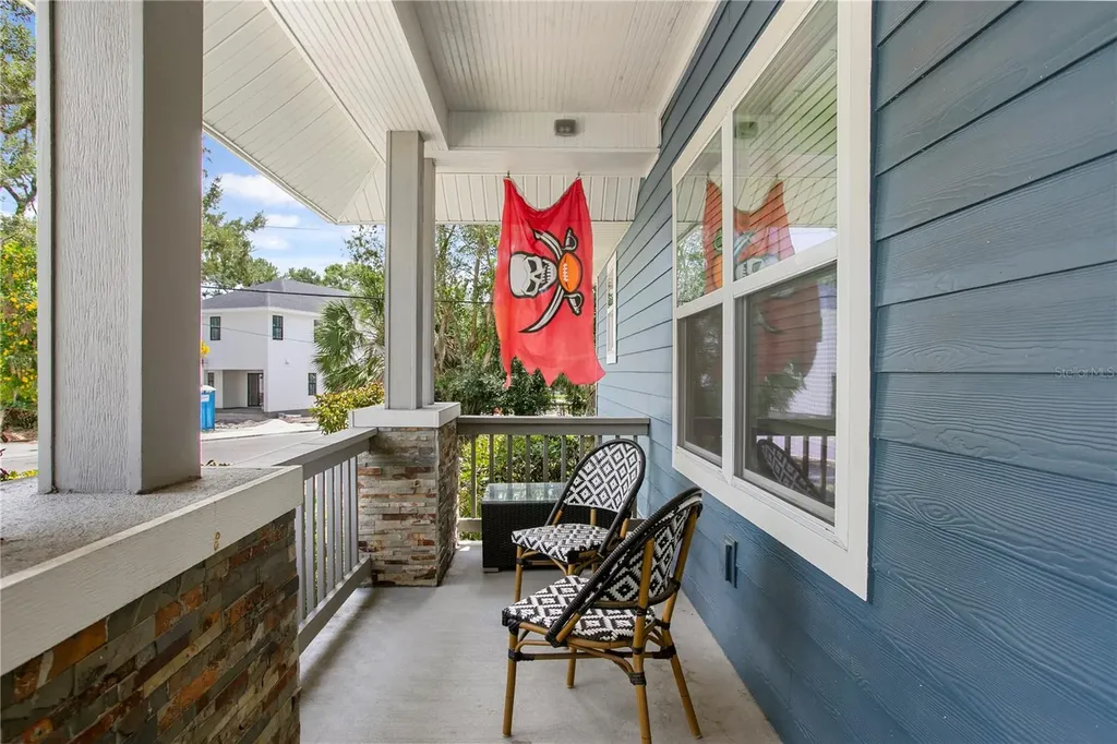 806 W Frances Avenue Tampa FL 33602