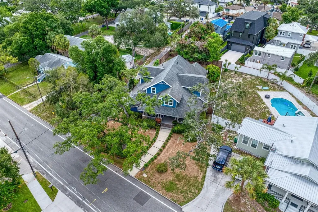 806 W Frances Avenue Tampa FL 33602