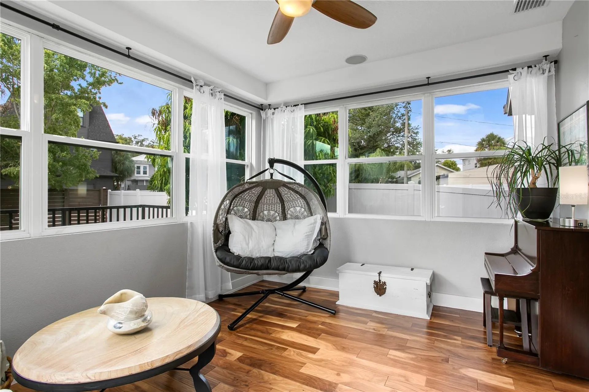806 W Frances Avenue Tampa FL 33602
