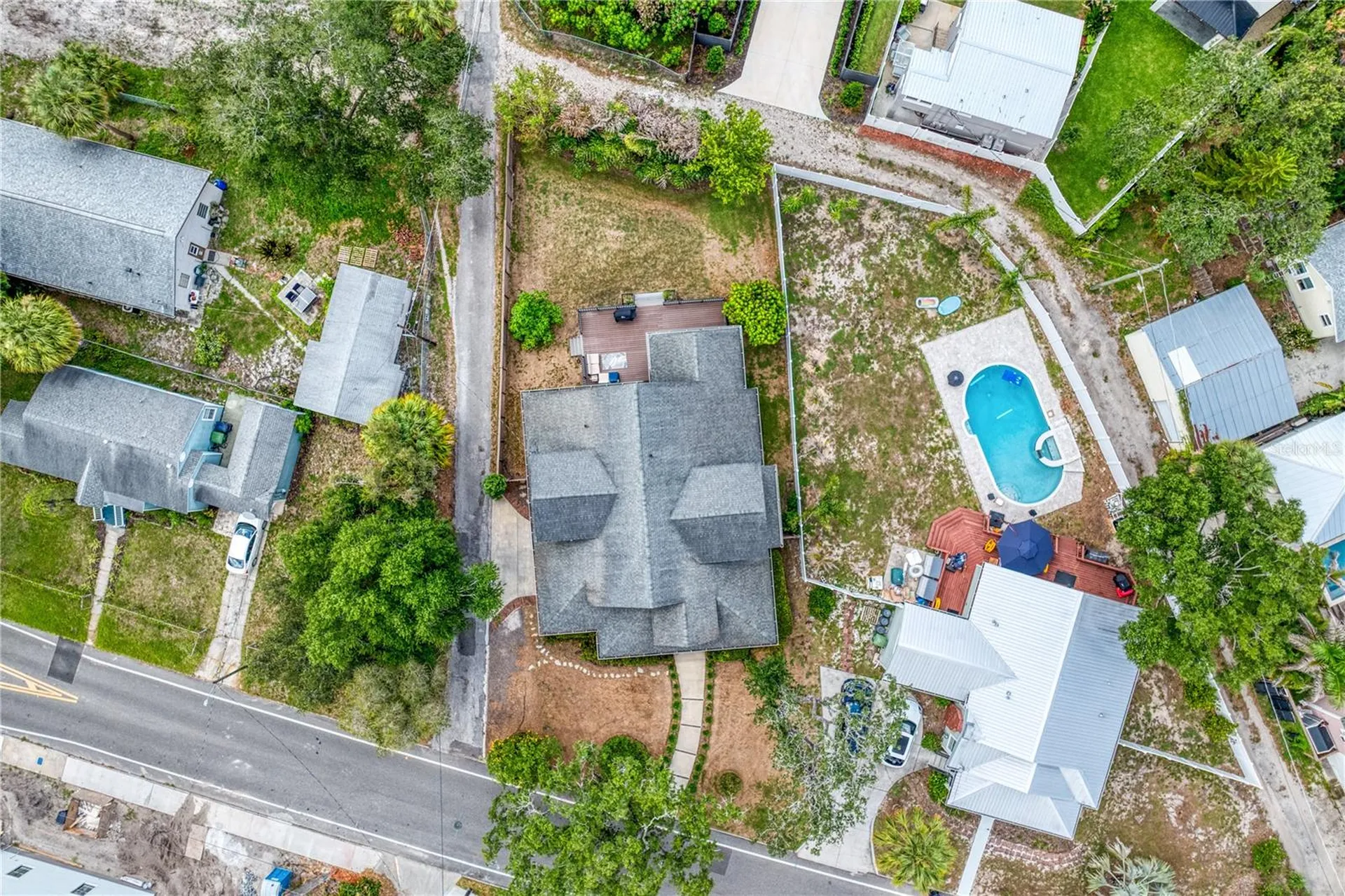 806 W Frances Avenue Tampa FL 33602