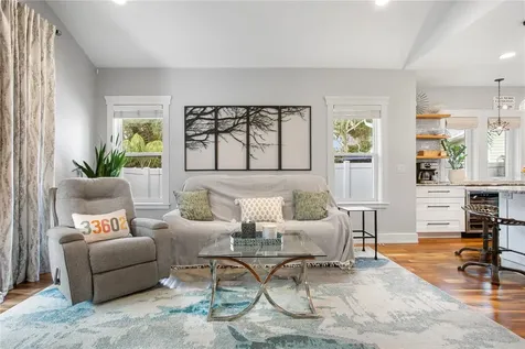 806 W Frances Avenue Tampa FL 33602