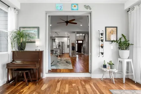 806 W Frances Avenue Tampa FL 33602