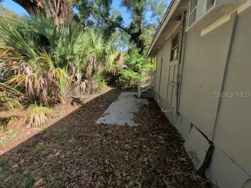 8114 N 11th Street Tampa FL 33604