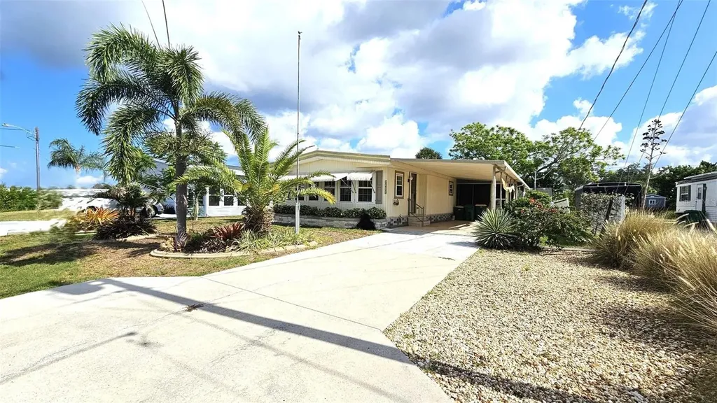 1240 Seagull Drive Englewood FL 34224
