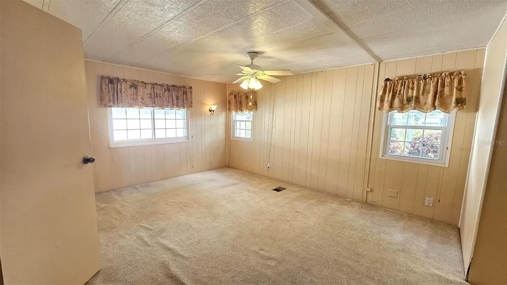 1240 Seagull Drive Englewood FL 34224