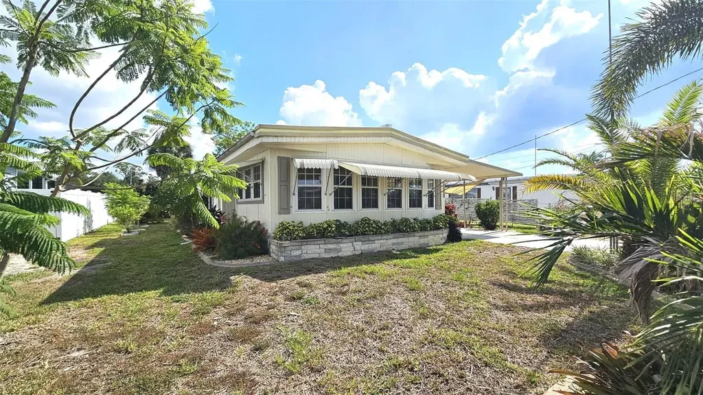 1240 Seagull Drive Englewood FL 34224