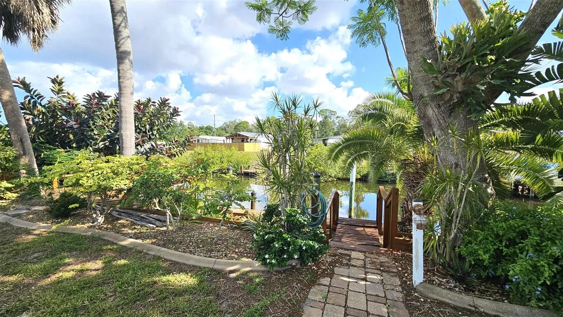 1240 Seagull Drive Englewood FL 34224