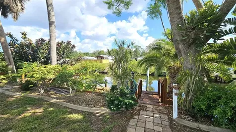 1240 Seagull Drive Englewood FL 34224