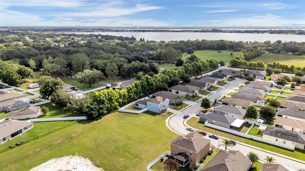 1358 Windward Oaks Loop Auburndale FL 33823