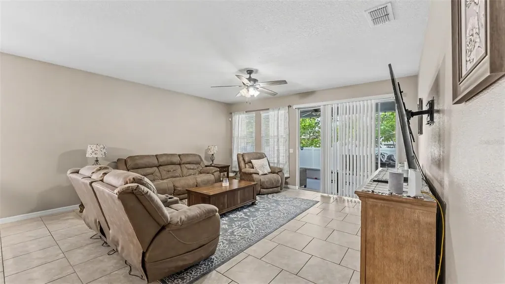 1358 Windward Oaks Loop Auburndale FL 33823