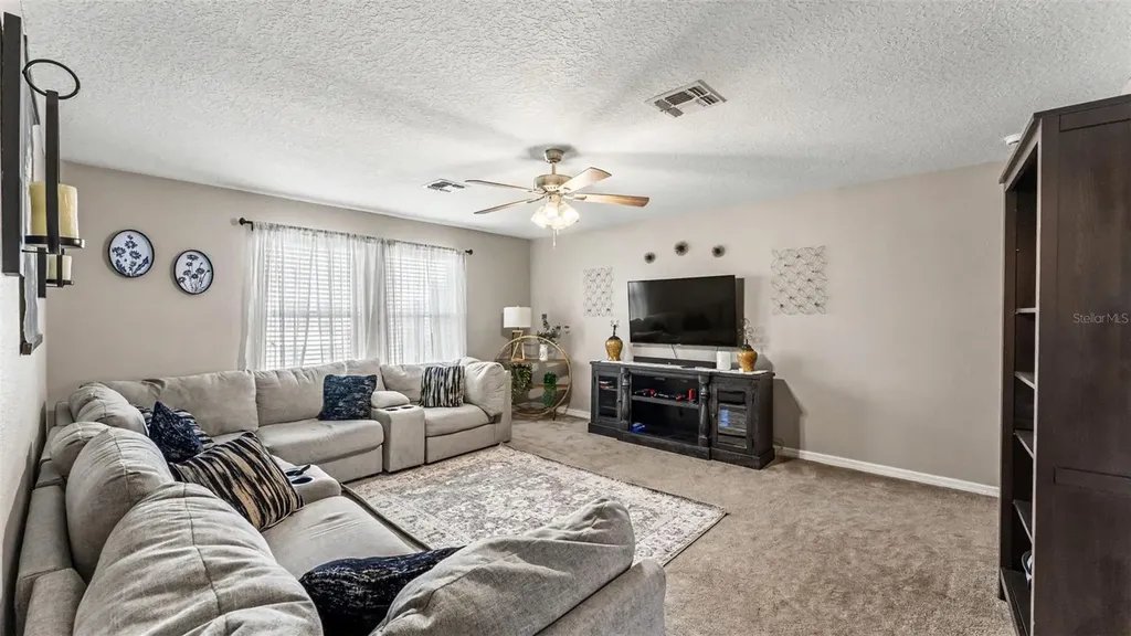 1358 Windward Oaks Loop Auburndale FL 33823