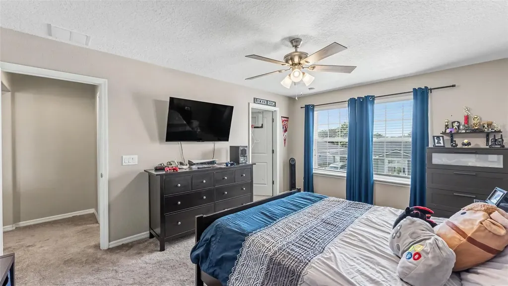 1358 Windward Oaks Loop Auburndale FL 33823