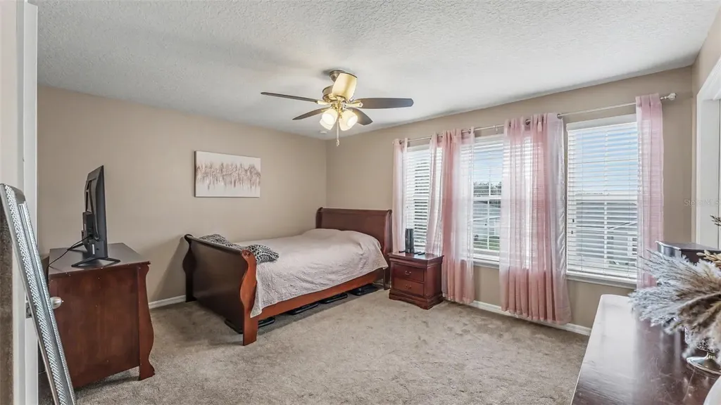 1358 Windward Oaks Loop Auburndale FL 33823
