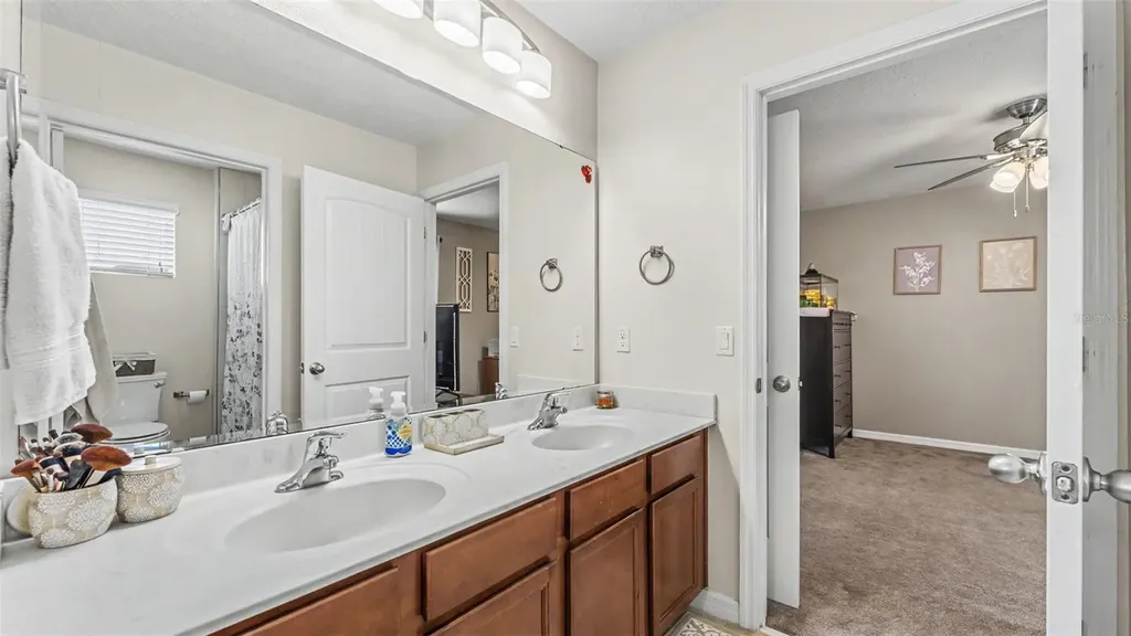 1358 Windward Oaks Loop Auburndale FL 33823