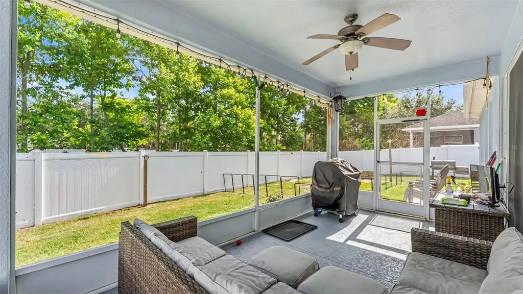 1358 Windward Oaks Loop Auburndale FL 33823