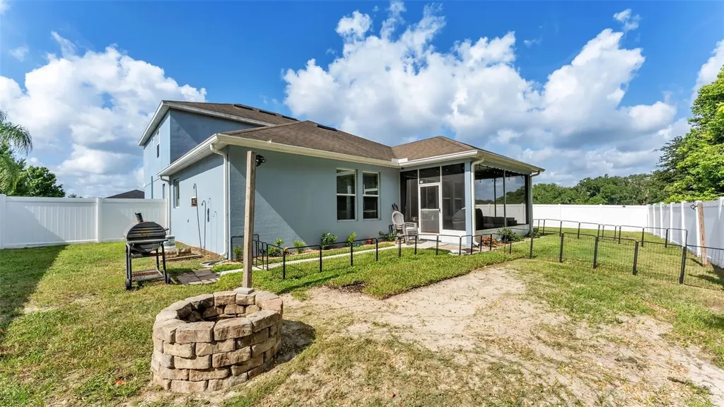 1358 Windward Oaks Loop Auburndale FL 33823