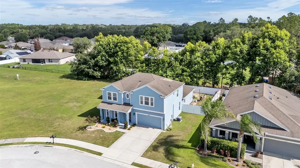 1358 Windward Oaks Loop Auburndale FL 33823