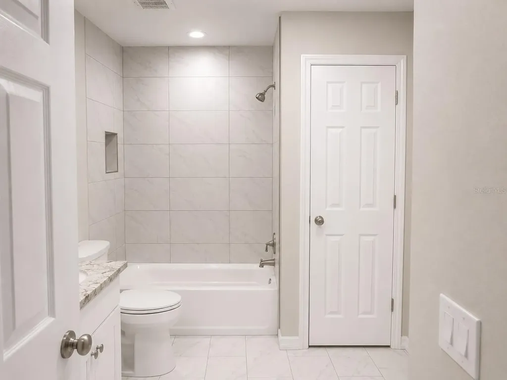 3058 Palmadelia Avenue Sarasota FL 34234