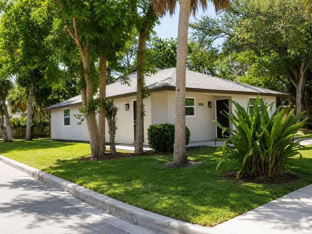 3058 Palmadelia Avenue Sarasota FL 34234