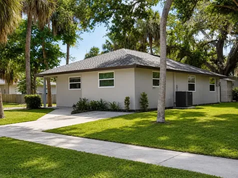 3058 Palmadelia Avenue Sarasota FL 34234