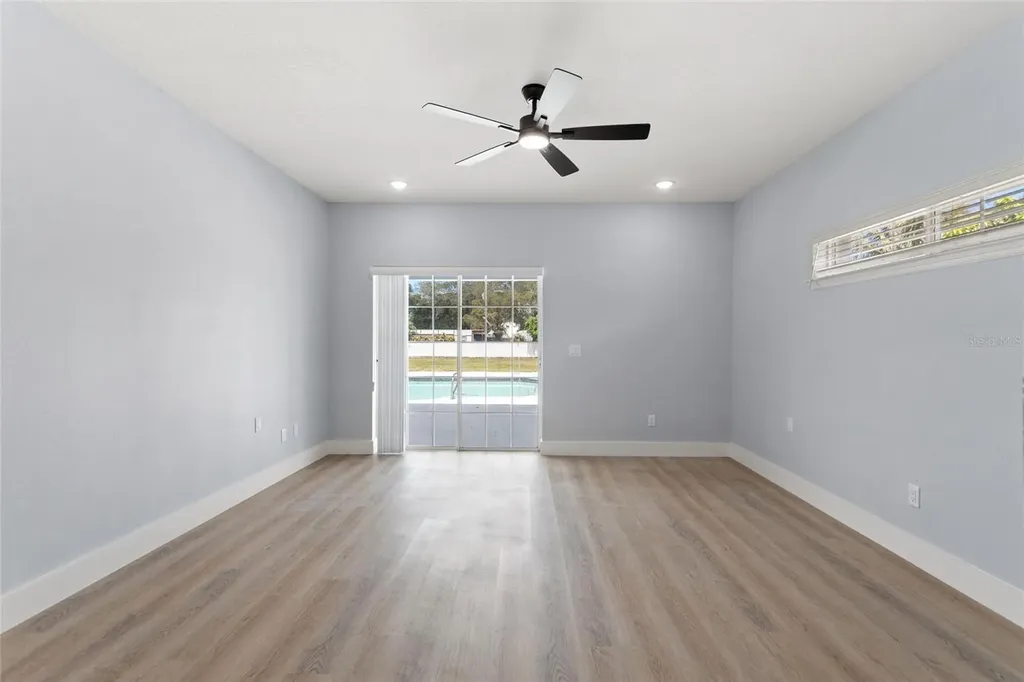 11958 Murray Avenue Largo FL 33778