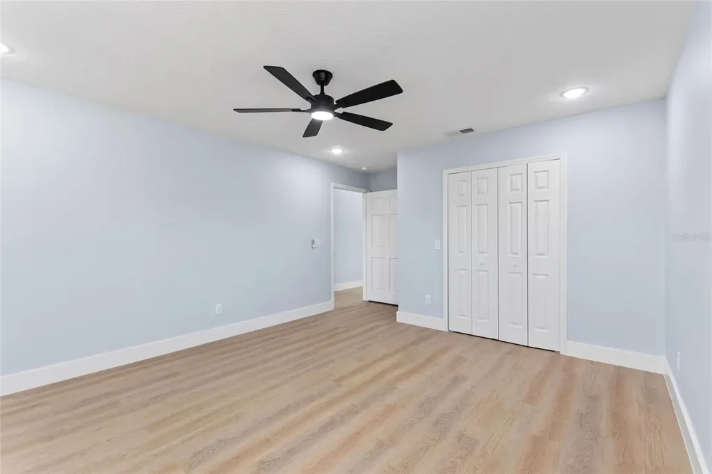11958 Murray Avenue Largo FL 33778