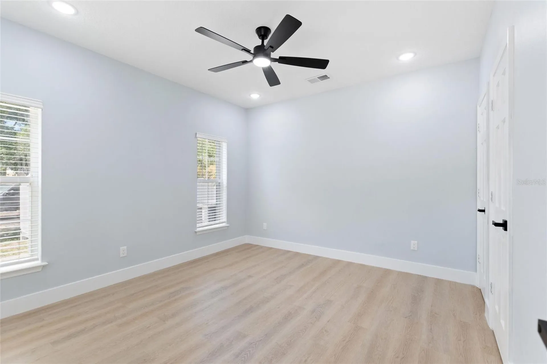 11958 Murray Avenue Largo FL 33778