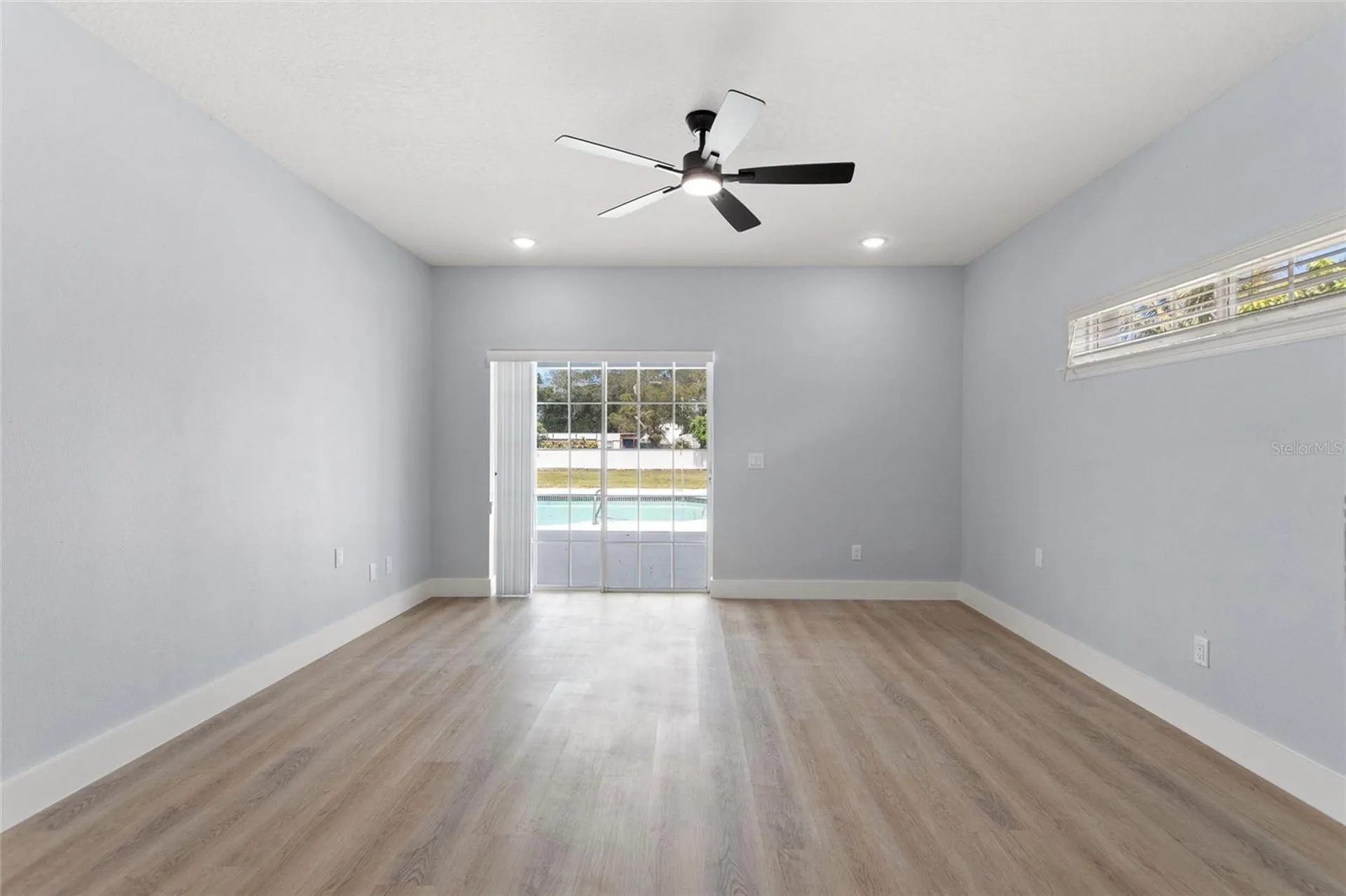 11958 Murray Avenue Largo FL 33778